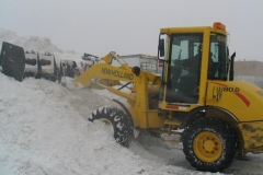 snow-maintenance-2
