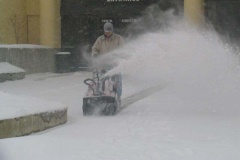 snow-maintenance-3